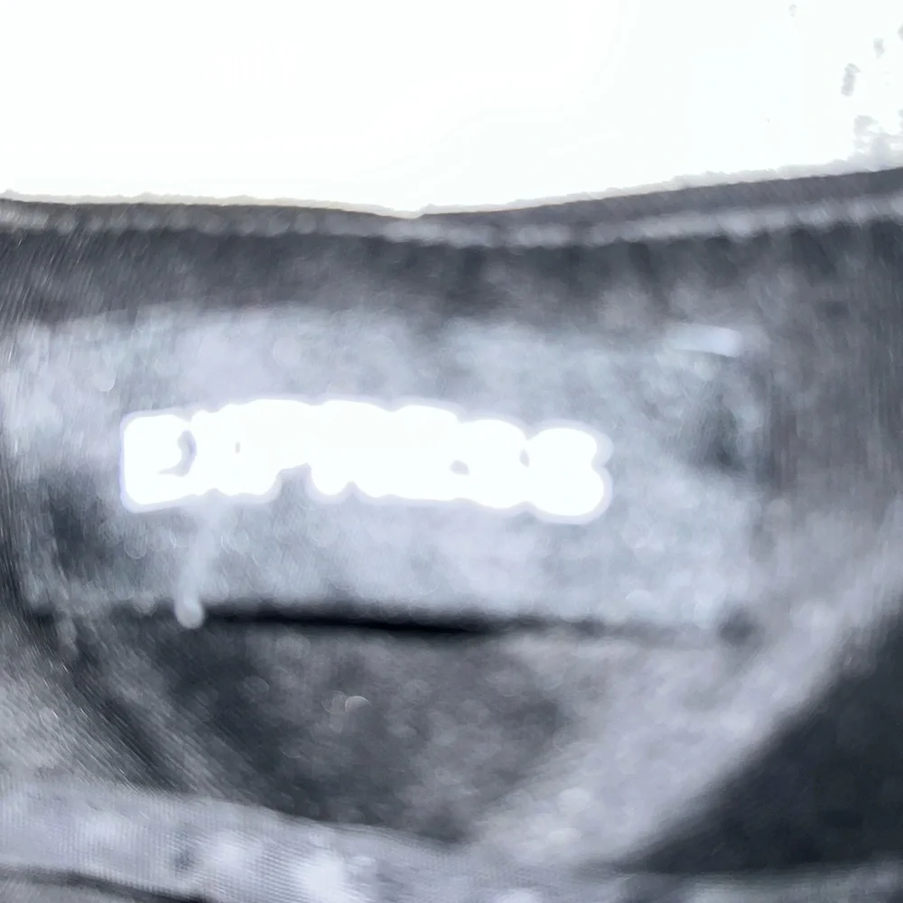 Express Black pleated front Women's Pants - Picture 5 of 5